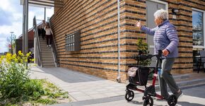 In de wijk Hoflanen in RijswijkBuiten hebben tien geplande herenhuizen ‘plaatsgemaakt’ voor dubbele bewoning: beneden senioren, boven jongere starters